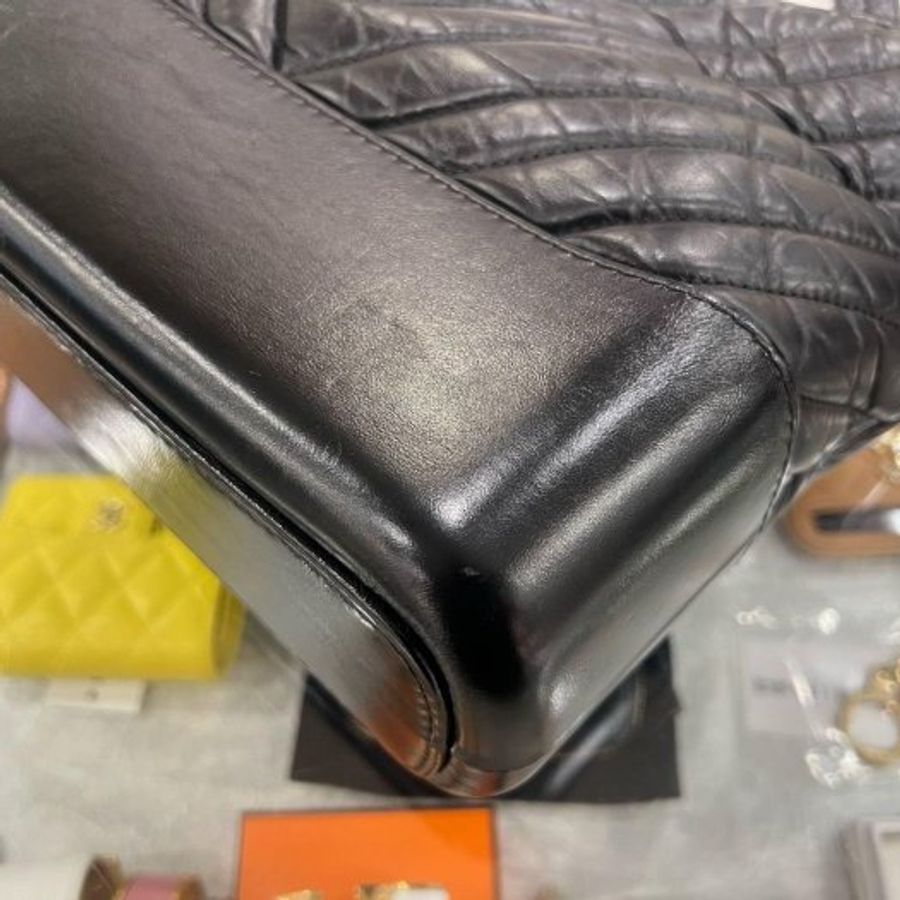 東區正精品㊣CHANEL A93824 Gabrielle HOBO SO BLACK 香奈兒黑色牛皮山行紋黑色皮穿鍊帶流浪包肩背包斜背包中號 RZ6550-13