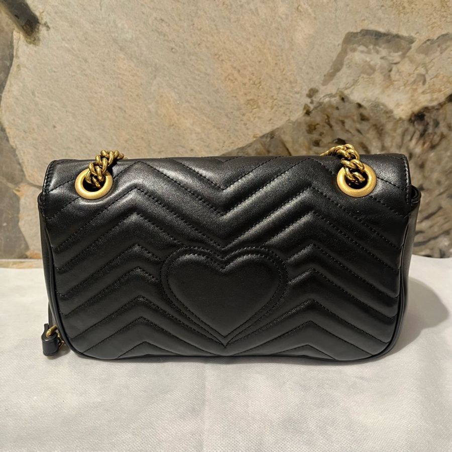 Gucci 黑牛皮金釦Marmont 掀蓋包26cm-3