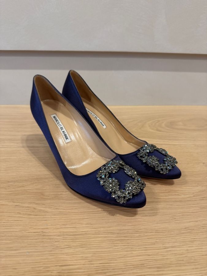 Manolo Blahnik 藍色緞面高跟鞋-1