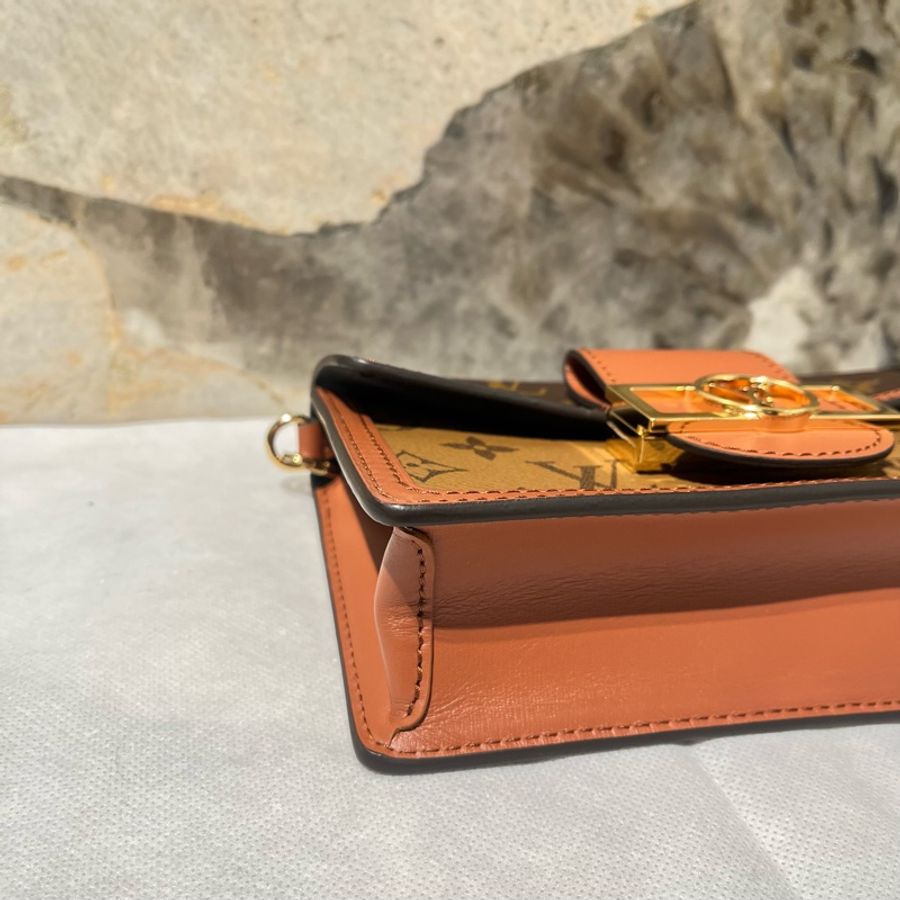 Louis Vuitton 字花 Dauphine WOC-5