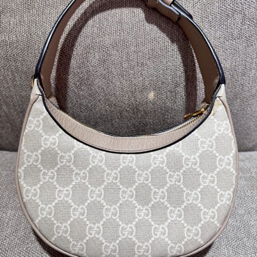 Gucci retro mini經典LOGO 燕麥色半月包-1