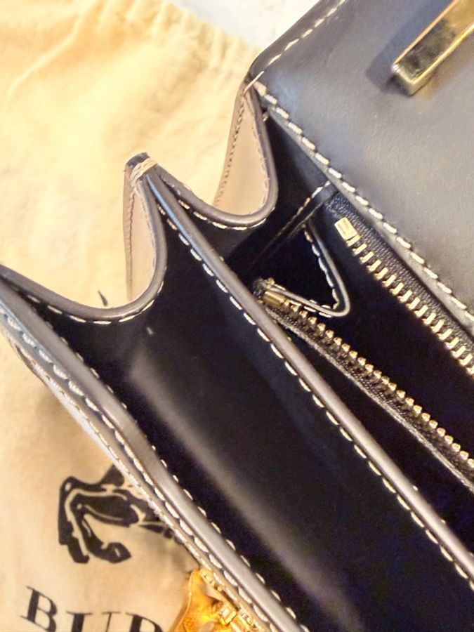 便宜賣‼️Burberry TB字帆布拼牛皮斜背包-16
