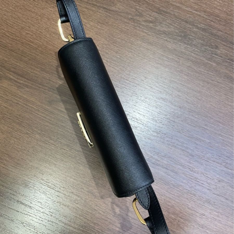 PRADA 普拉达 黑金豆腐包 附塵袋 小塵袋 卡片 20*5.5*15 7-5