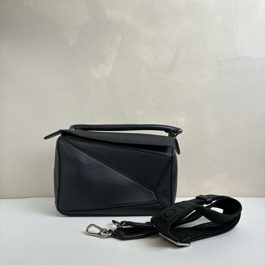 Loewe羅意威 puzzle黑色 幾何包 拼圖包 牛皮革手提包-0