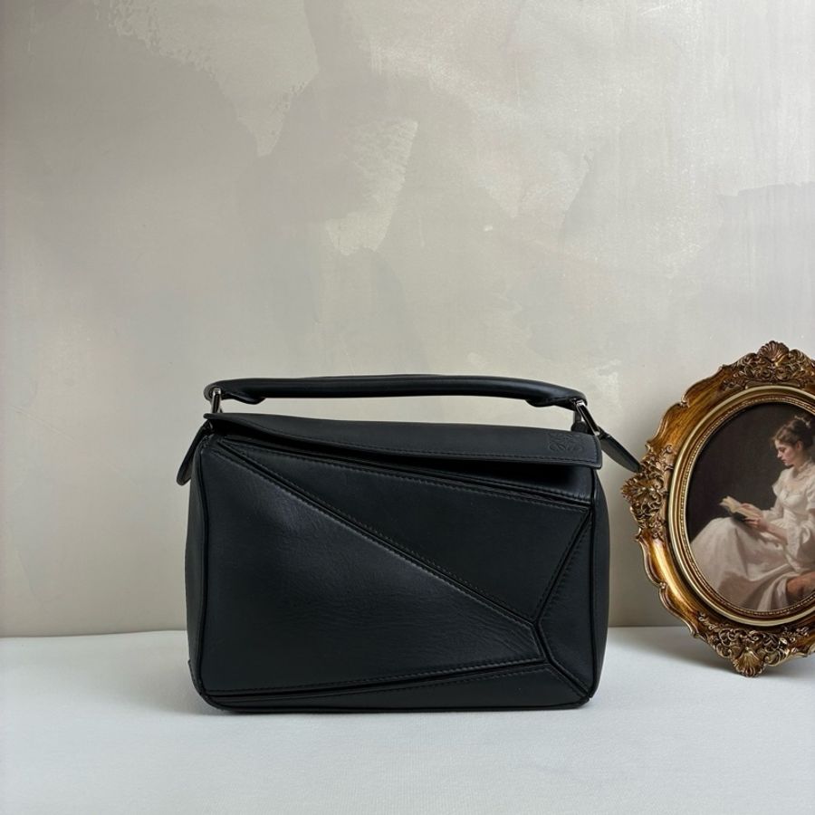 Loewe羅意威 puzzle黑色 幾何包 拼圖包 牛皮革手提包-1