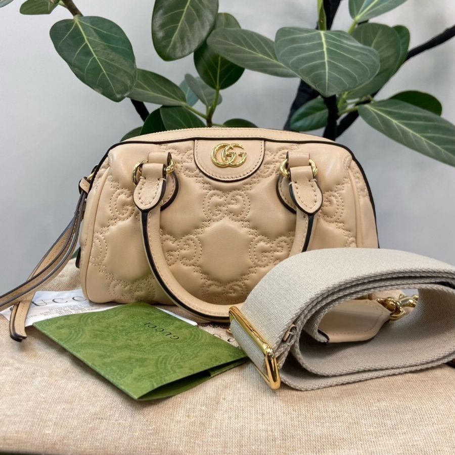 98新🤍#Gucci #GGMatelassé #奶茶色迷你 #盒子塵袋購證寬背帶-0