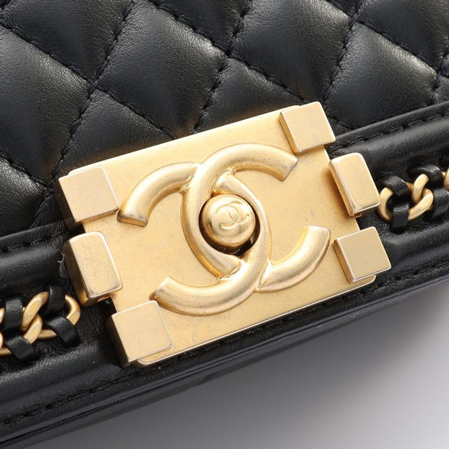CHANEL 香奈兒 Handle Boy 25 黑色 羊皮 金釦 A94804-5