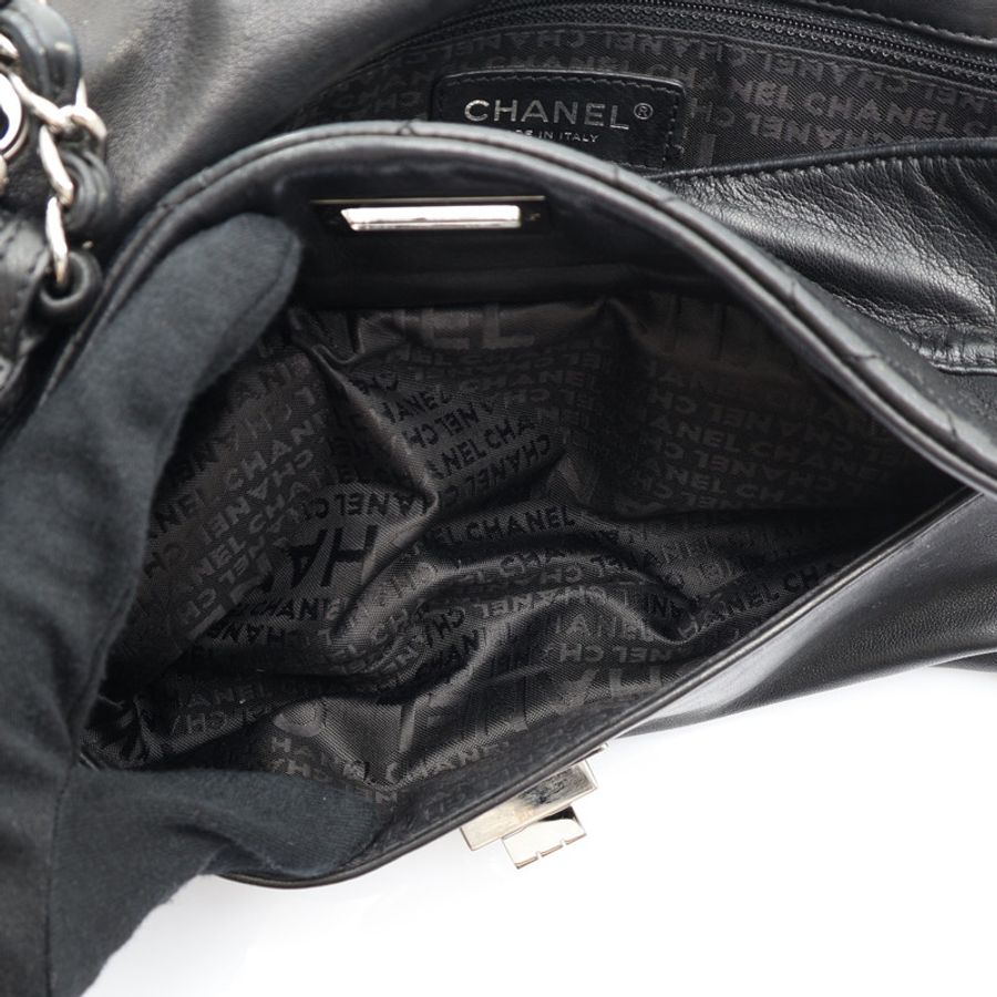 Jumbo Mademoiselle Double Flap 肩背包 黑色 羊皮【CHANEL 香奈兒】-3