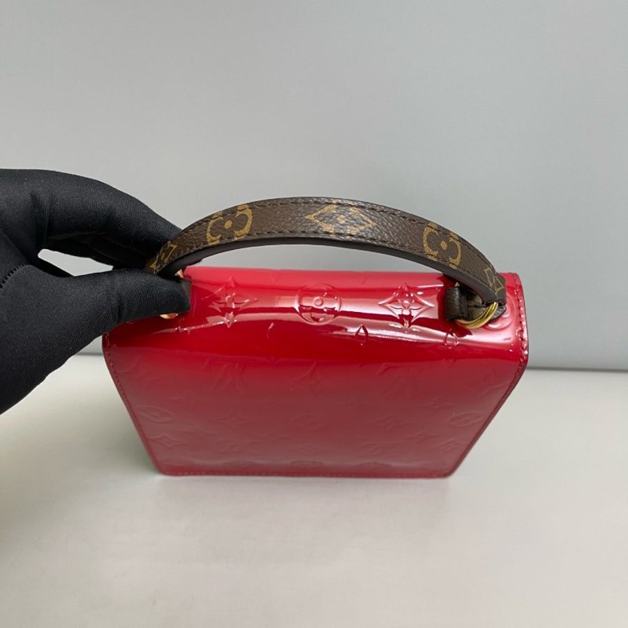 Louis Vuitton Spring Street 紅色漆皮壓花郵差包-5
