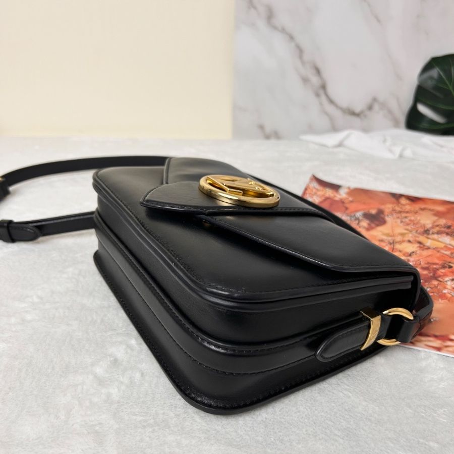 LV Pont9 MM 金釦下蓋斜背包 M55948-13