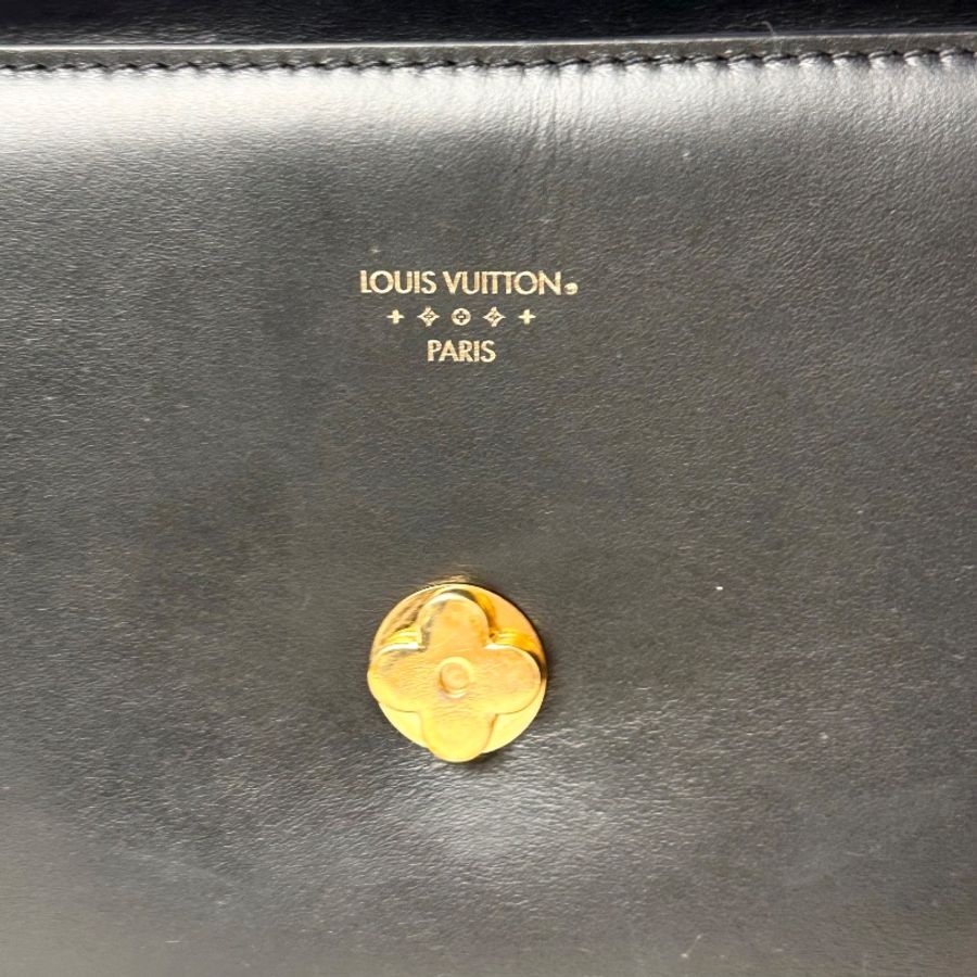 LV Pont9 MM 金釦下蓋斜背包 M55948-22