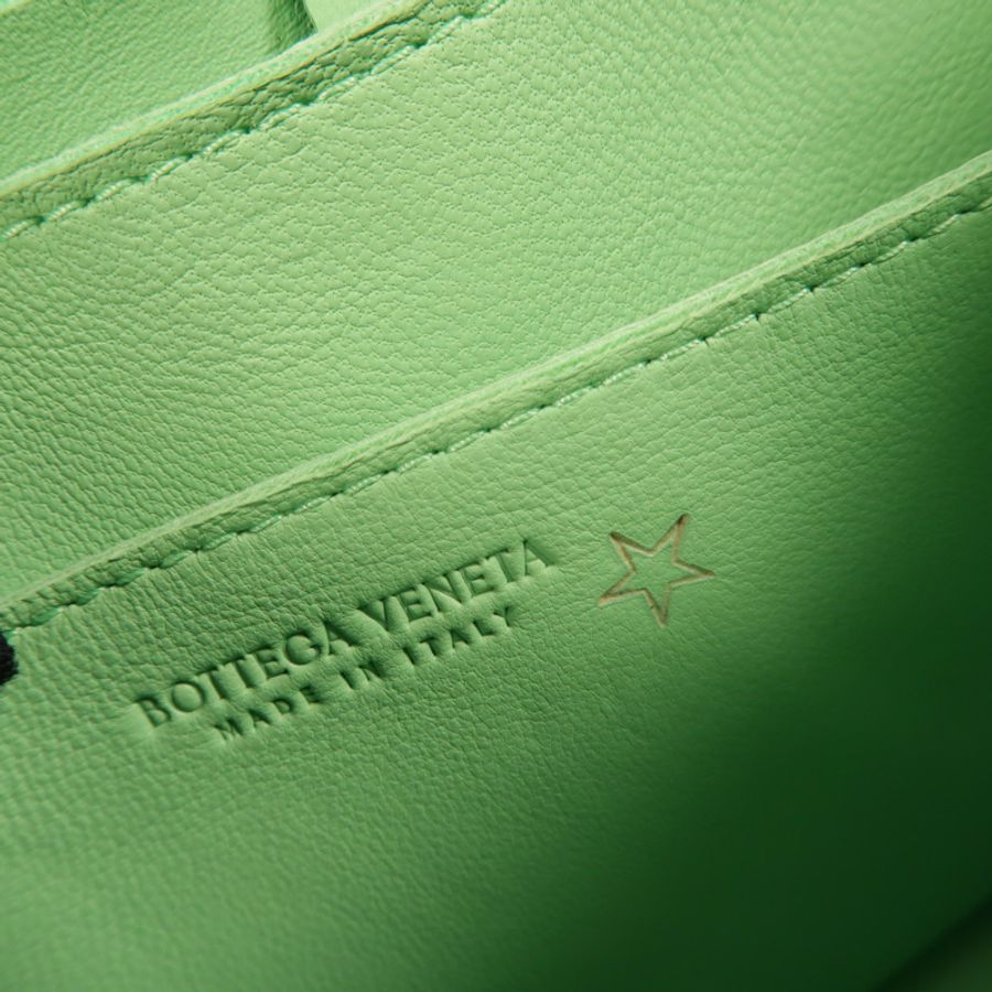 BOTTEGA VENETA 牛皮皮革Cassette Small肩背袋-6