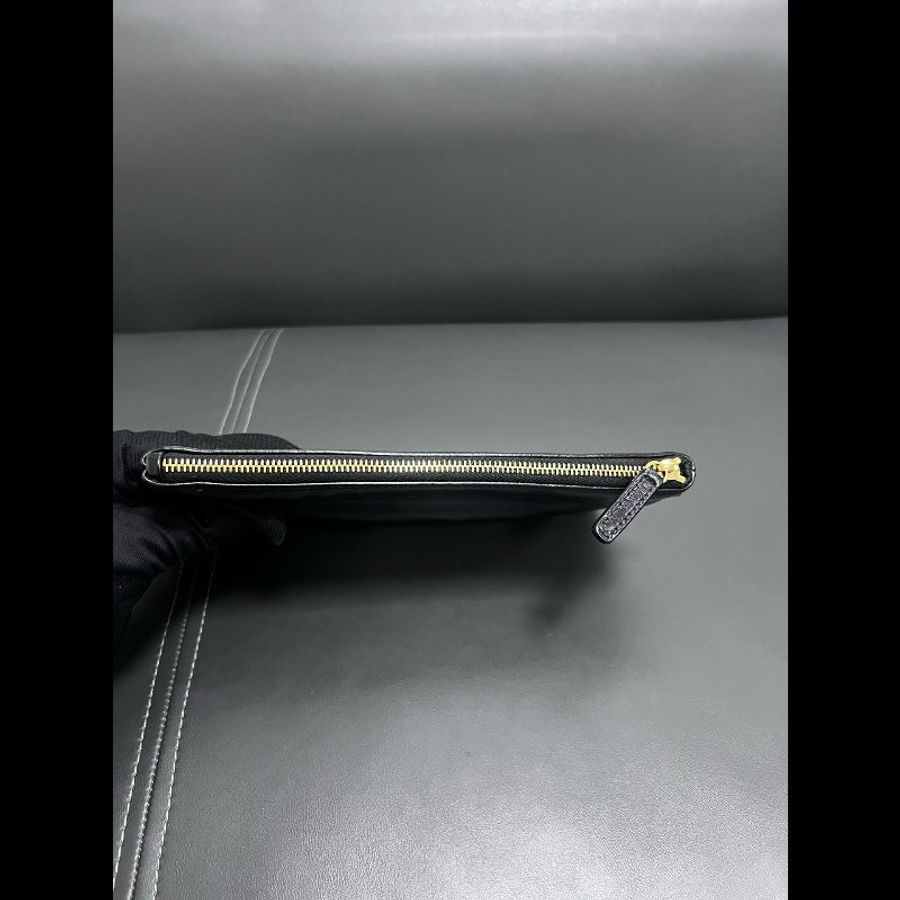 CHANEL 22Bag small
黑金 小號-16