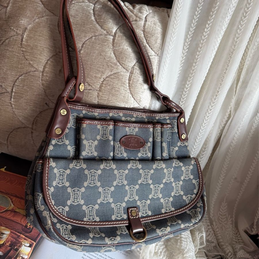 思琳 中古 絕版 Celine Vintage Macadam 藍色牛仔 老花 肩背包 丹寧 盒子包 Poulbot 包 牛仔布 丹寧布 denim shoulder bag-0