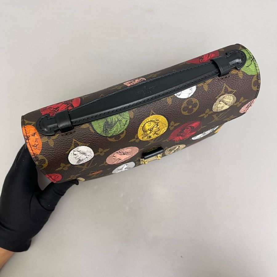 Louis Vuitton 老花羅浮宮徽章限量款郵差包 晶片款-5