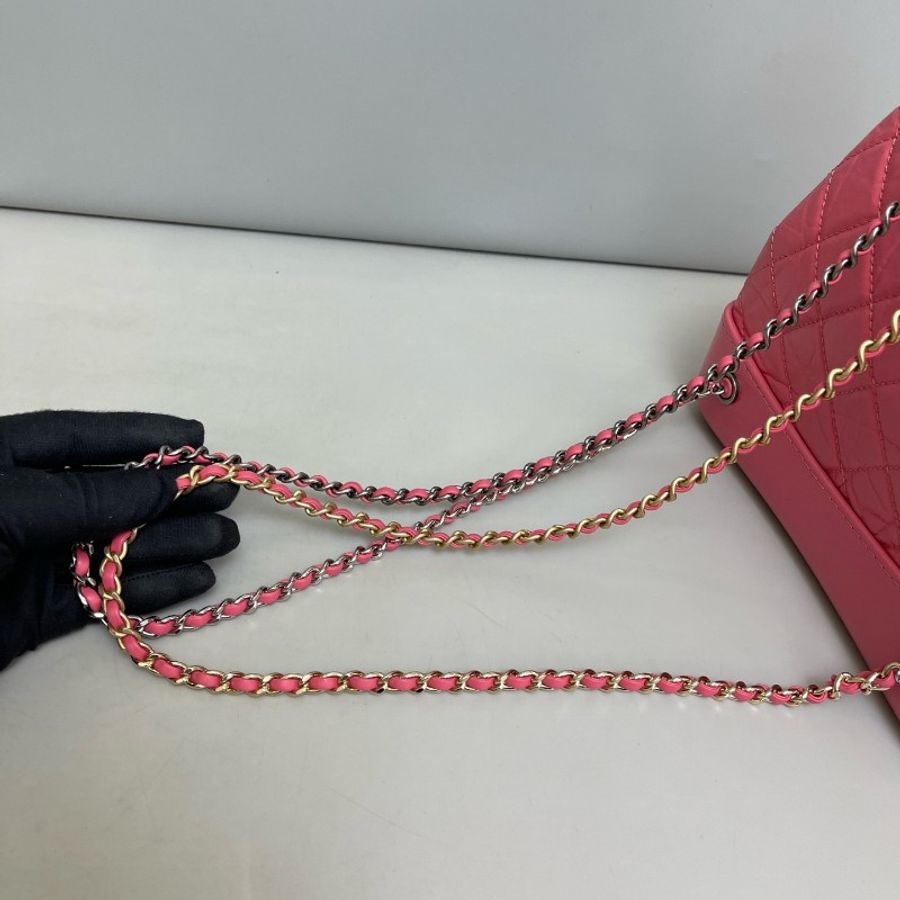 Chanel 桃粉色全皮菱格流浪雙肩包-7