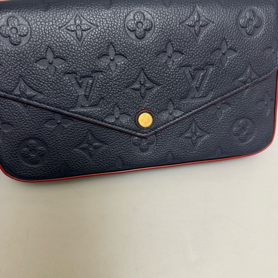 Louis Vuitton 藍色全皮壓紋三合一-8