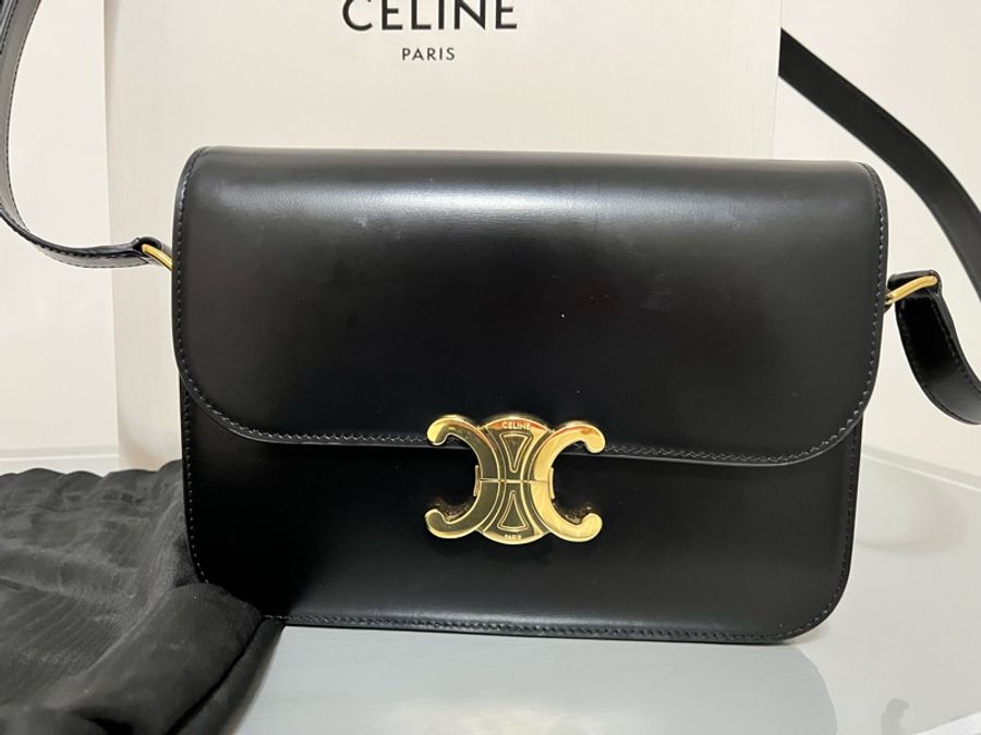 CHANEL 26A 大雙C Logo 奶白色毛帽/冷帽|全新|附購證|經典黑白配色-13