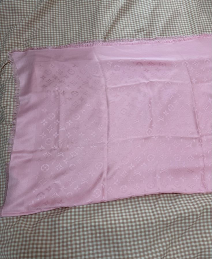 LV Louis Vuitton 粉色Monogram 圍巾-1
