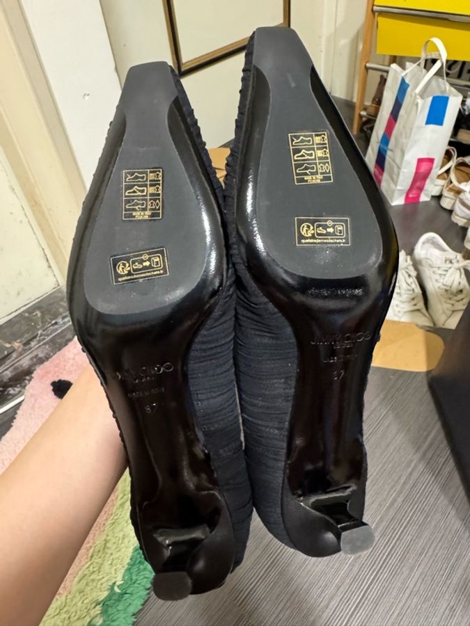 Jimmy Choo 黑色3.5-4cm 低跟鞋-1