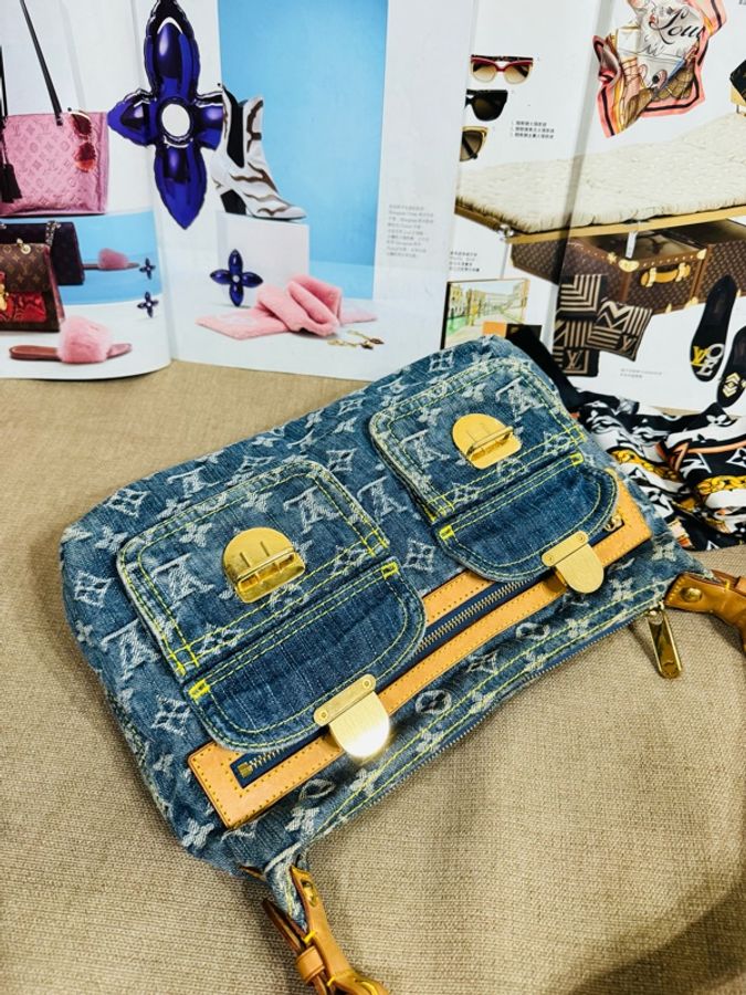 LV丹寧Baggy hobo 手袋 ,肩背包 水洗牛仔布+Monogram老花，復古感滿滿！植鞣革肩帶+金五金，細節超精緻✨-21