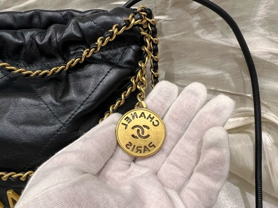 CHANEL 香奈兒| 【二手正品】 22 Mini 經典黑金/復古金 垃圾袋 晶片款-13