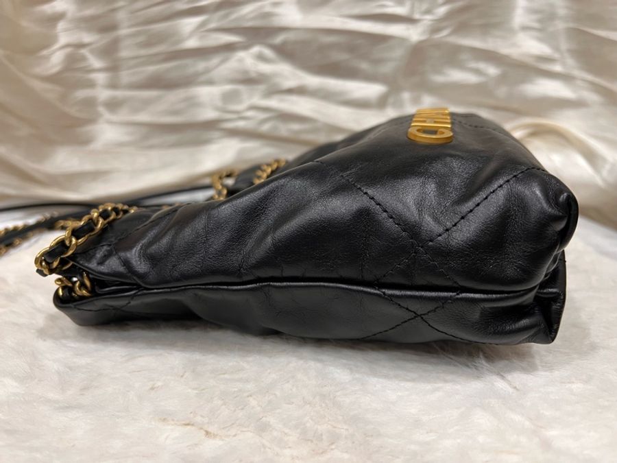 CHANEL 香奈兒| 【二手正品】 22 Mini 經典黑金/復古金 垃圾袋 晶片款-23