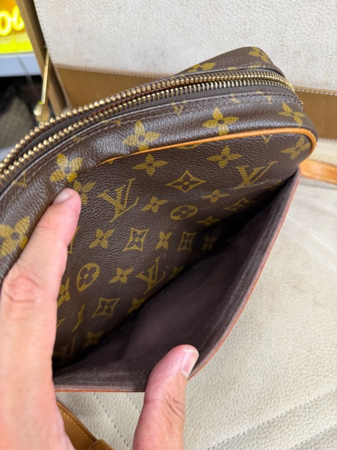 Louis Vuitton 老花中古單層記者包23cm🤎稀有尺寸-20