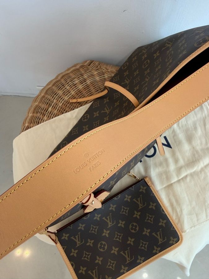 近新LV老花Carry All MM側背包肩背包M46197-12