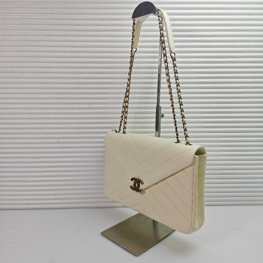 CHANEL香奈兒V紋口蓋包斜挎包-2