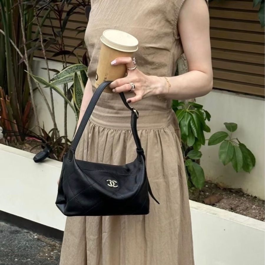 (Jenny同款🖤)CHANEL 26P Hobo 流浪腋下包 ✨最新晶片款-9