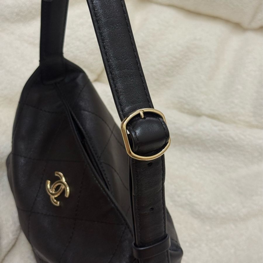 (Jenny同款🖤)CHANEL 26P Hobo 流浪腋下包 ✨最新晶片款-12