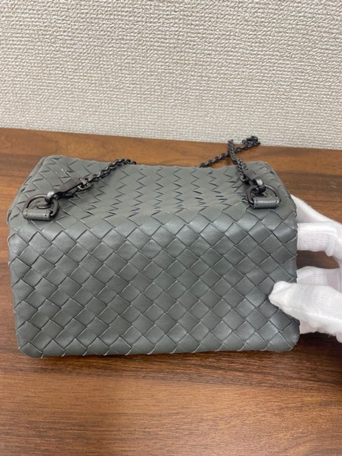BV 鐵灰色翻蓋鏈條包-4