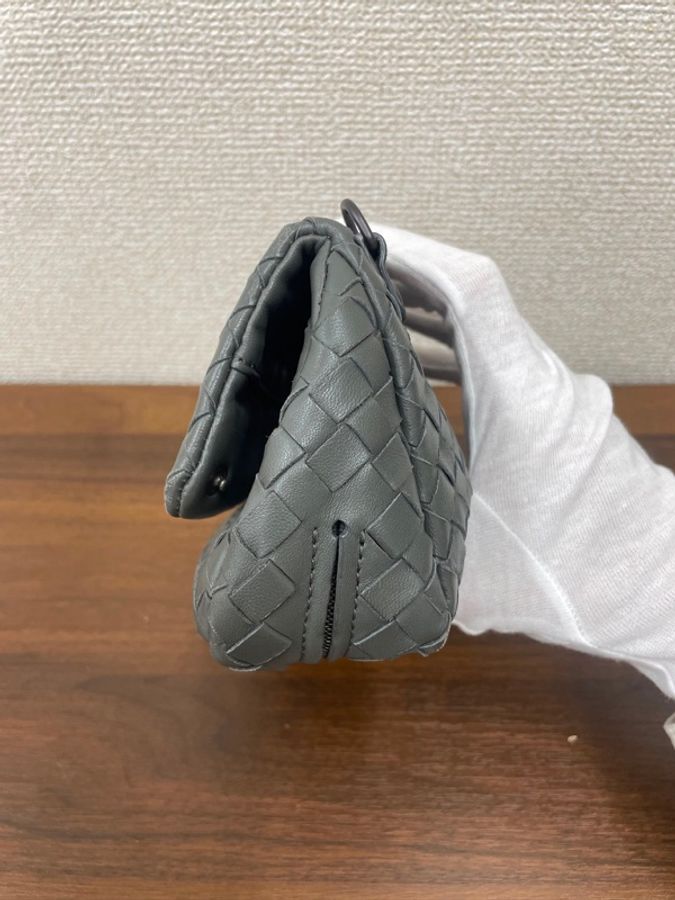 BV 鐵灰色翻蓋鏈條包-6