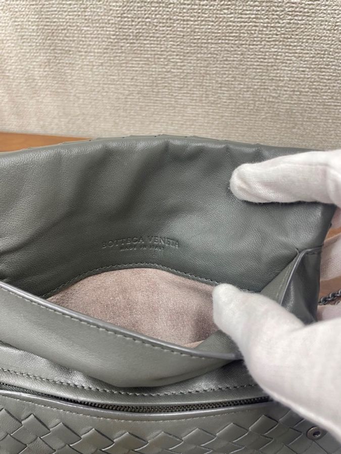 BV 鐵灰色翻蓋鏈條包-10