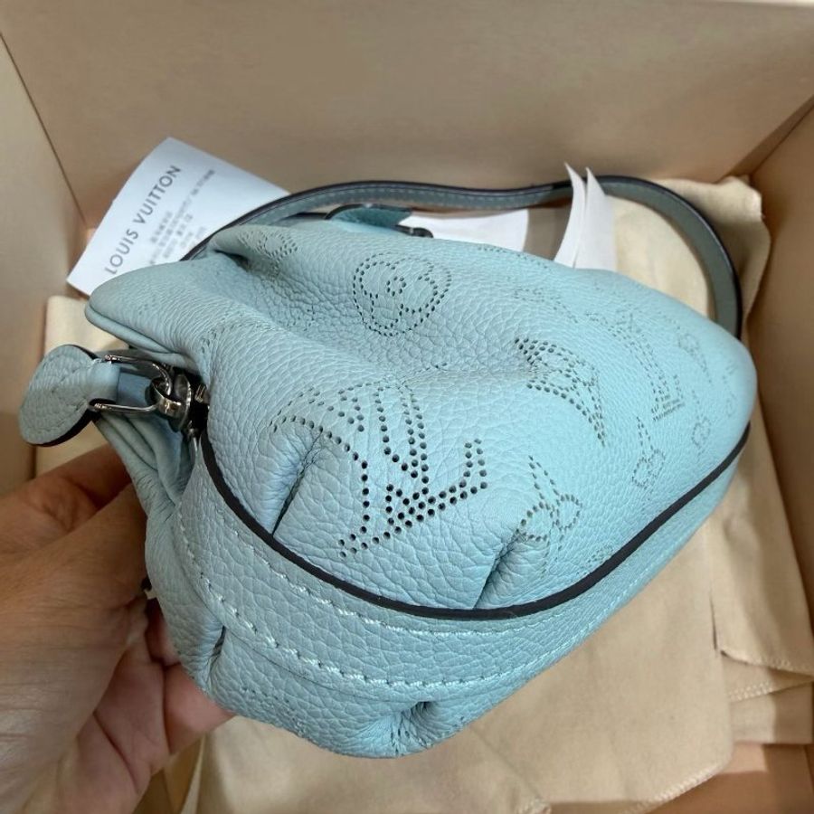 LV Scala淺藍色鏤空老花 雲朵包肩背斜背包 芯片款 23*13 99新配件盒子 塵袋 購證-5