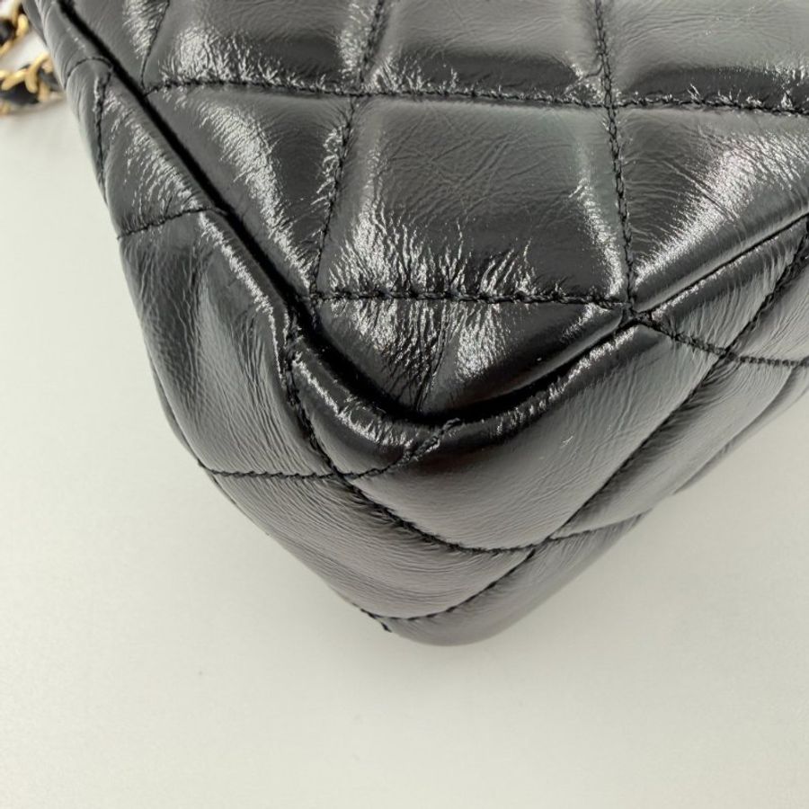 CHANEL - 黑色mini hobo天貓肩側背包-10