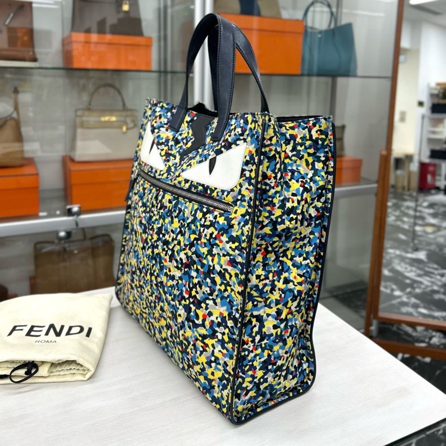 【近新閒置品】Fendi 迷彩 小怪獸 PVC拼皮 琴譜手提包-2