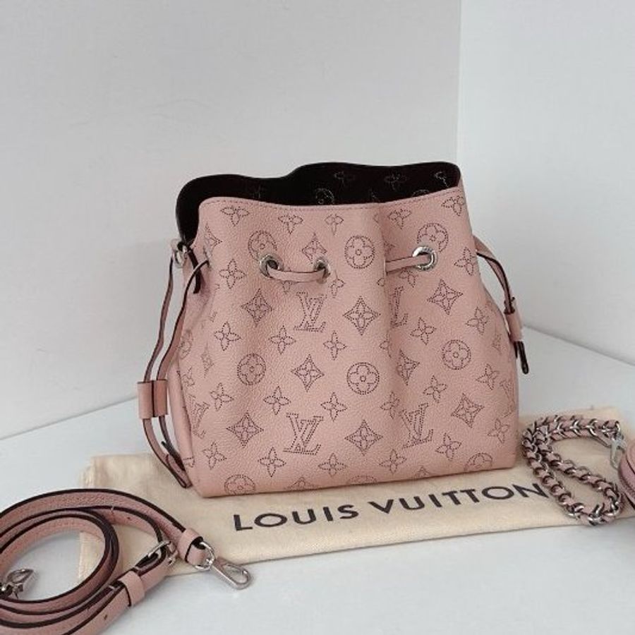 近新品 路易威登/Louis Vuitton Bella粉色全皮鏤空老花月光女神Tote 芯片款-1
