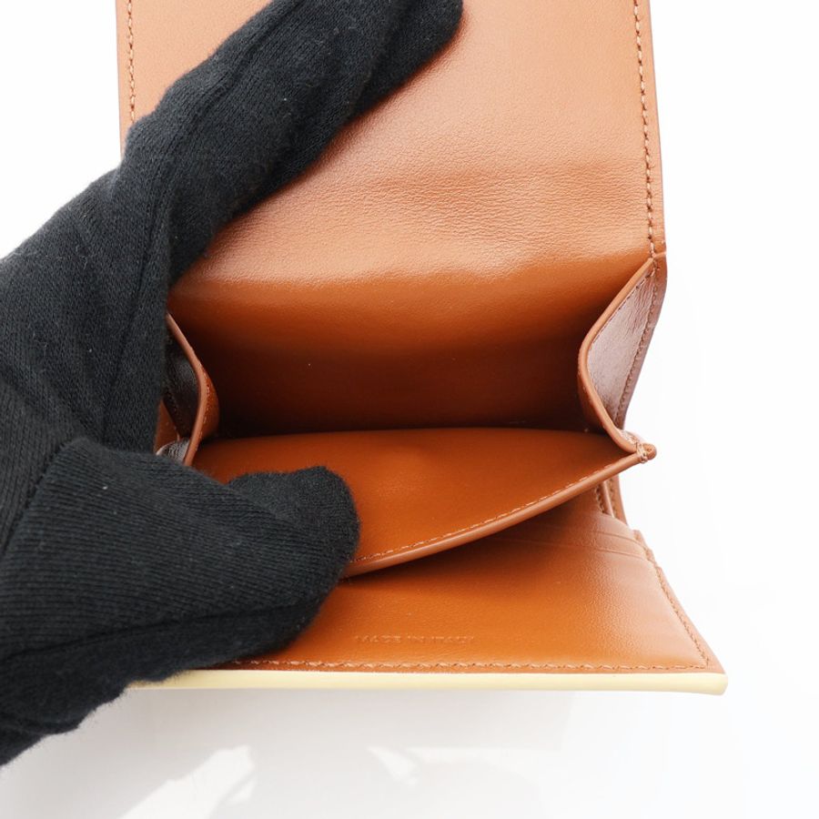 CELINE 賽琳 Triomphe Compact 三折短夾 白色帆布 棕色牛皮 10D782CQH 01TA-4
