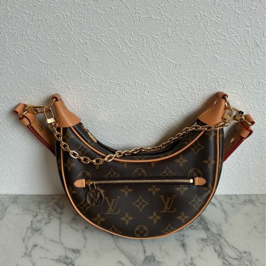 LV M81098花紋LOOP月亮包-0