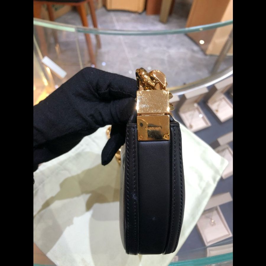 BURBERRY巴寶莉奧林匹克腋下鏈條包,金色鏈條,黑色皮革 成色9新-8