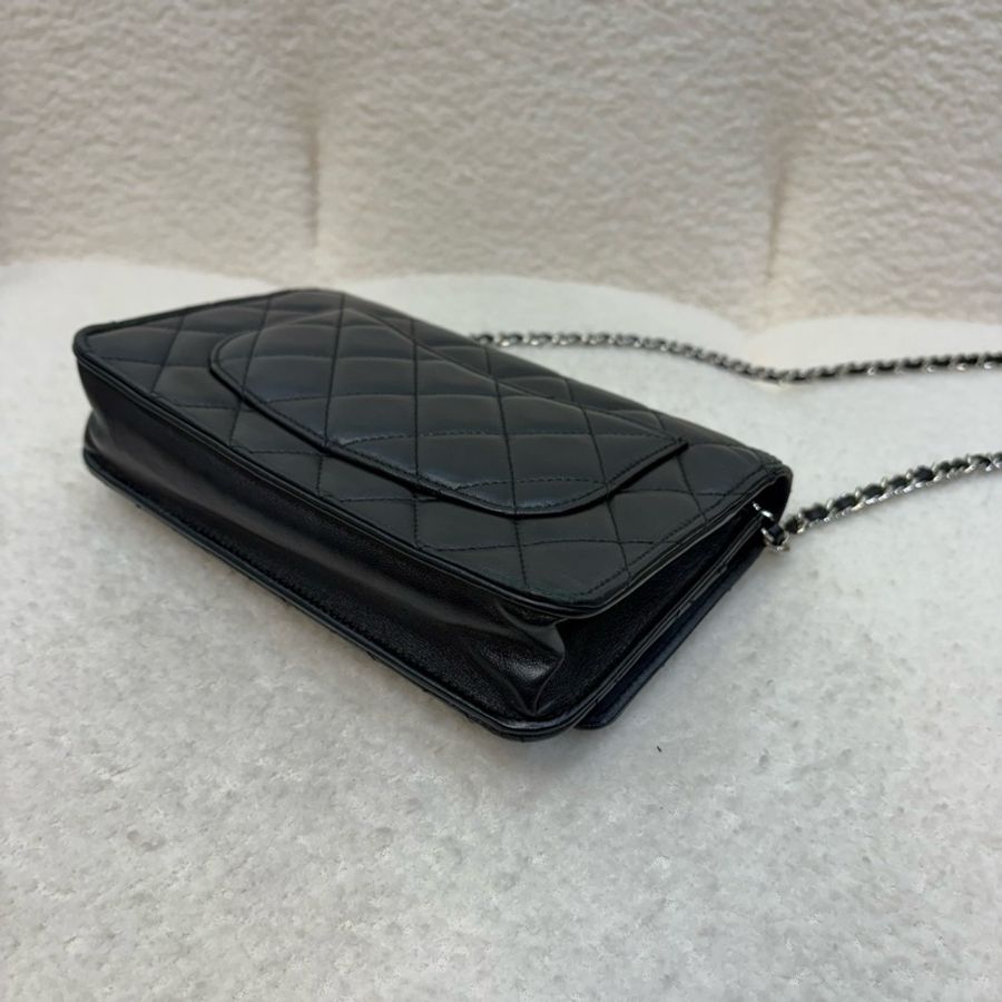 Chanel 黑羊皮銀釦woc鏈條包-9