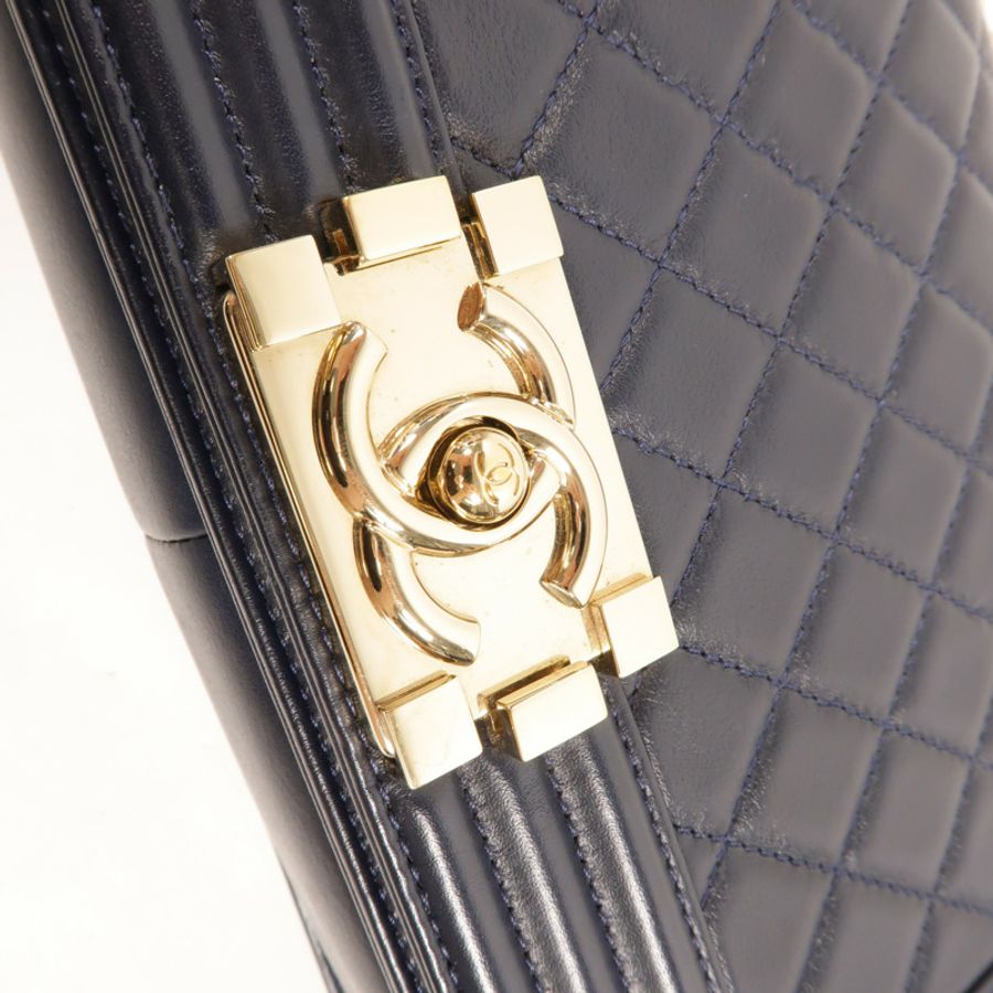 CHANEL 牛皮皮革Boy 25肩背袋-6