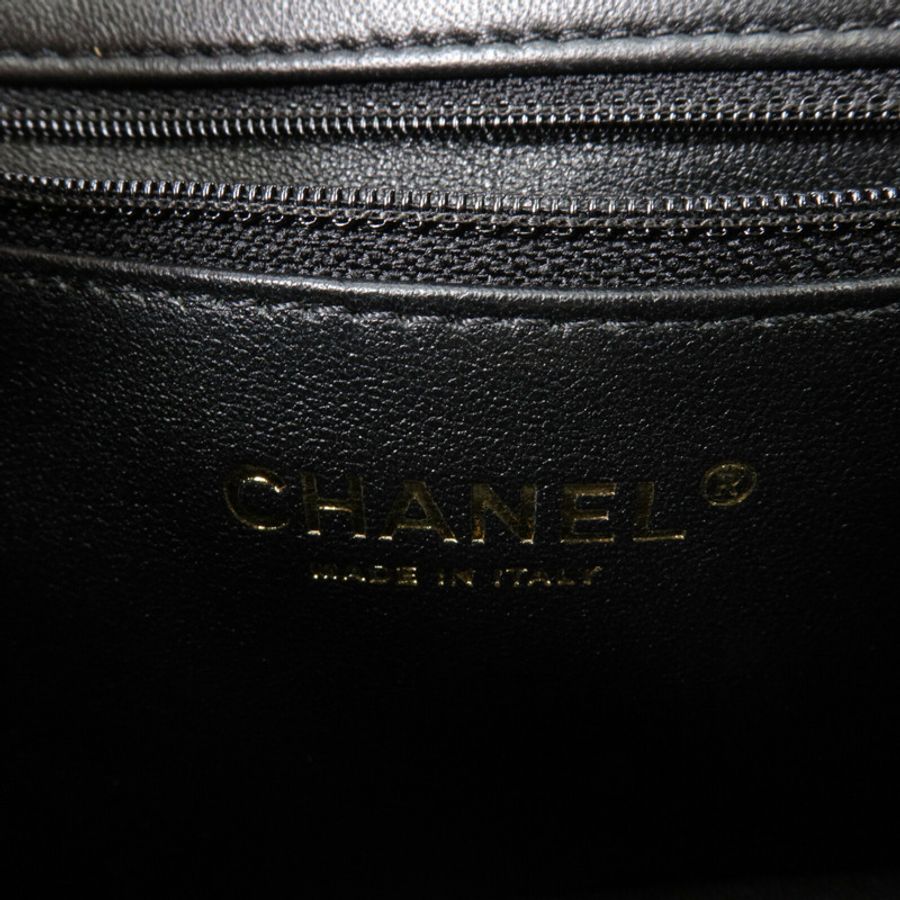 CHANEL 羊皮皮革CoCo Heart Flap鏈帶肩背袋-5