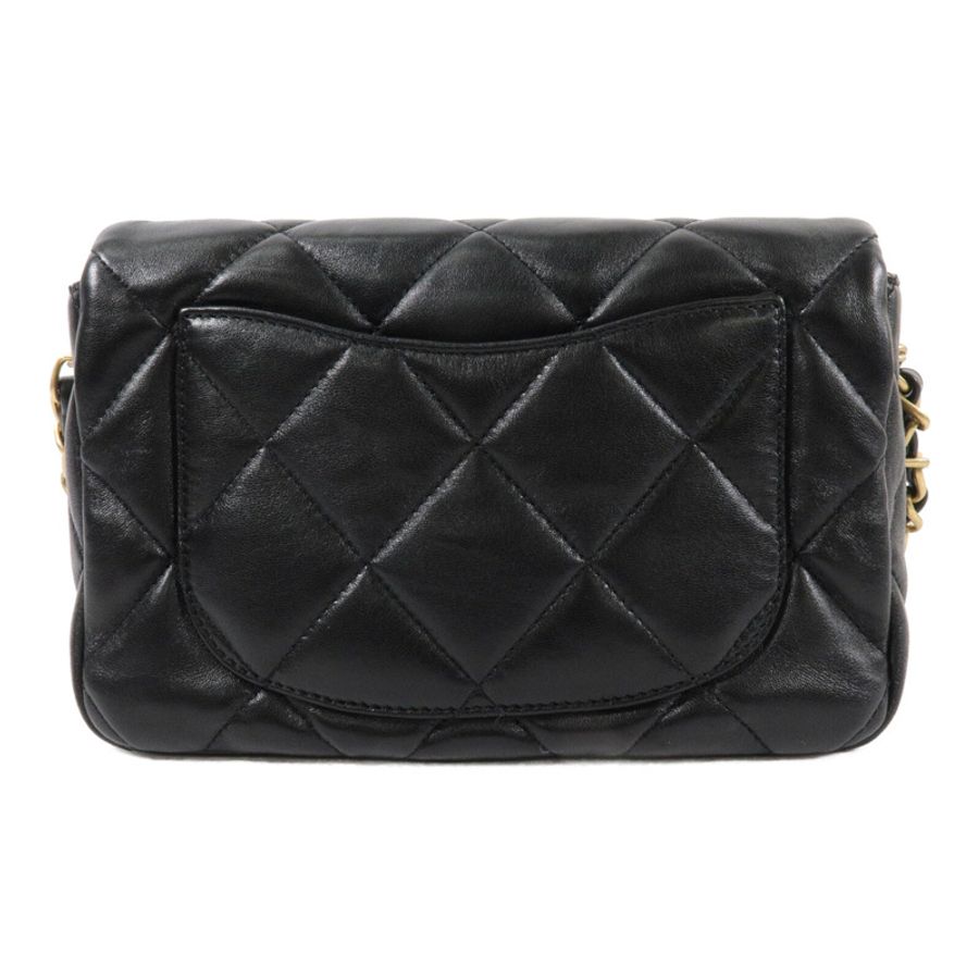 CHANEL 羊皮皮革Heart Flap Bag鏈帶肩背袋-1
