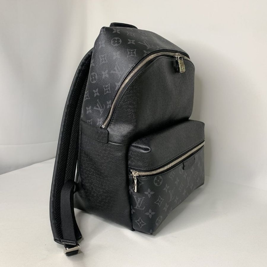 LV Discovery PM黑花雙肩後背包-3