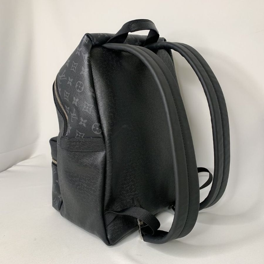 LV Discovery PM黑花雙肩後背包-4