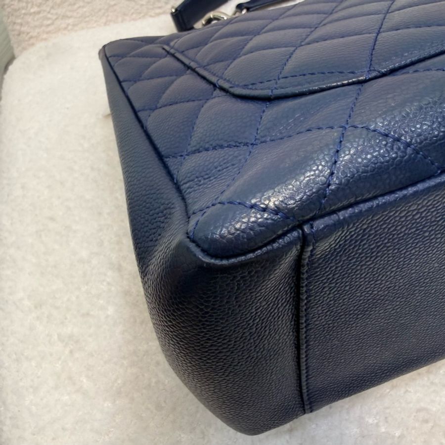 Chanel 深藍荔枝牛皮銀釦GST-13