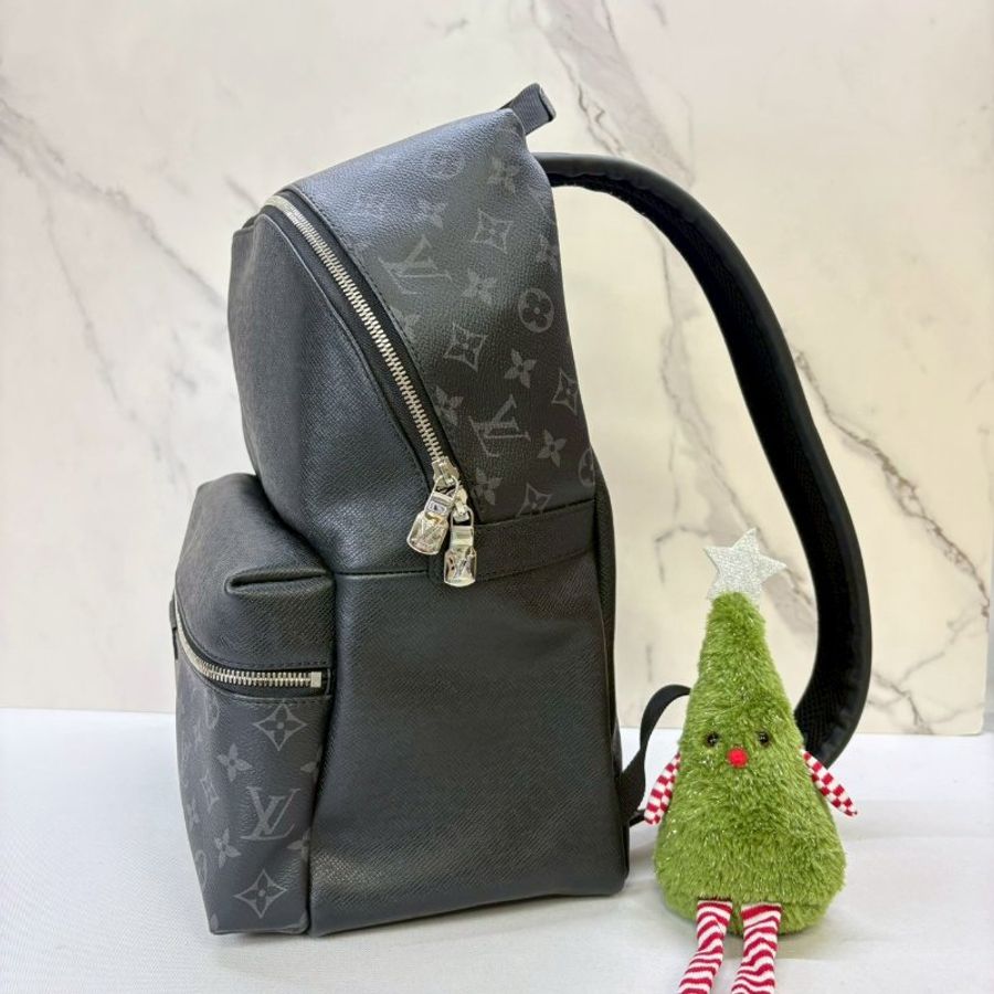 LV Discovery PM黑花後背包-2